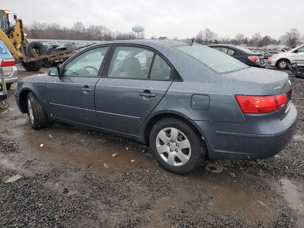 Lot #3030703116 2010 HYUNDAI SONATA GLS