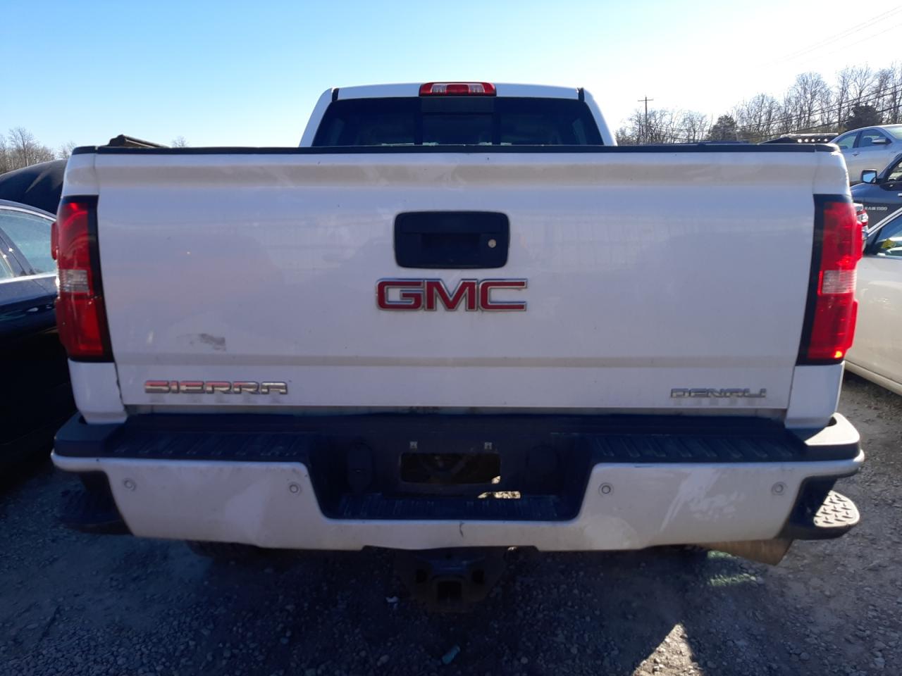 GMC SIERRA K2500 DENALI