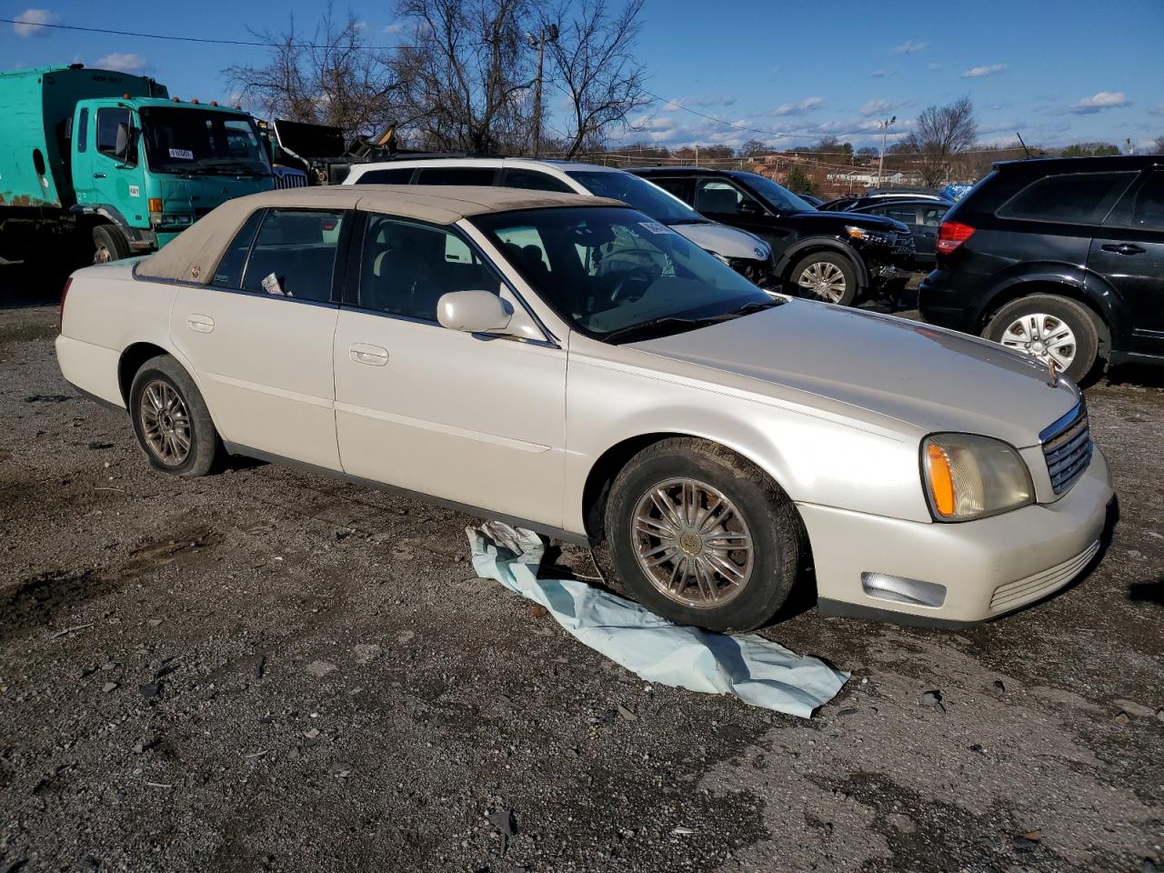 Lot #3042124617 2000 CADILLAC DEVILLE