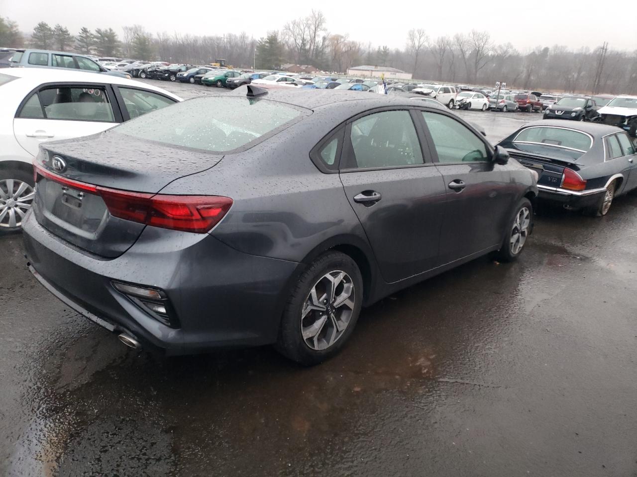 Lot #3034279168 2019 KIA CADENZA