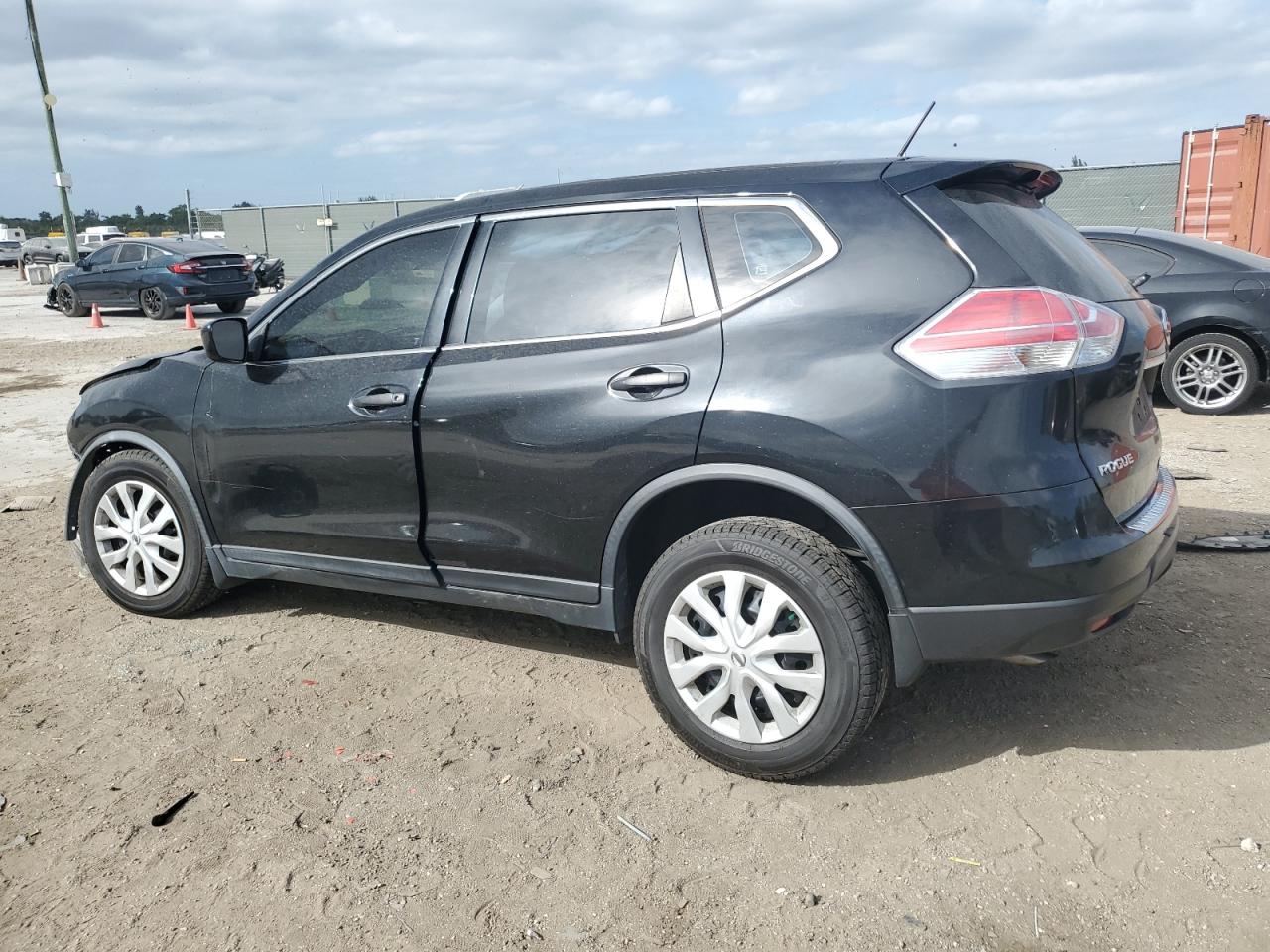 Lot #3030746112 2016 NISSAN ROGUE S