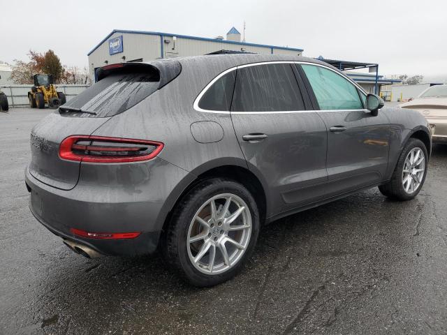 VIN WP1AB2A54FLB57671 2015 PORSCHE MACAN no.3