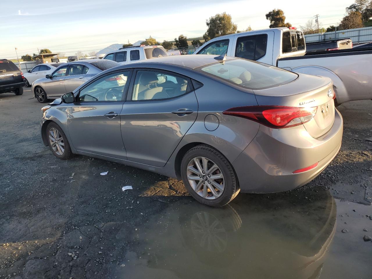 Lot #3050758113 2014 HYUNDAI ELANTRA SE