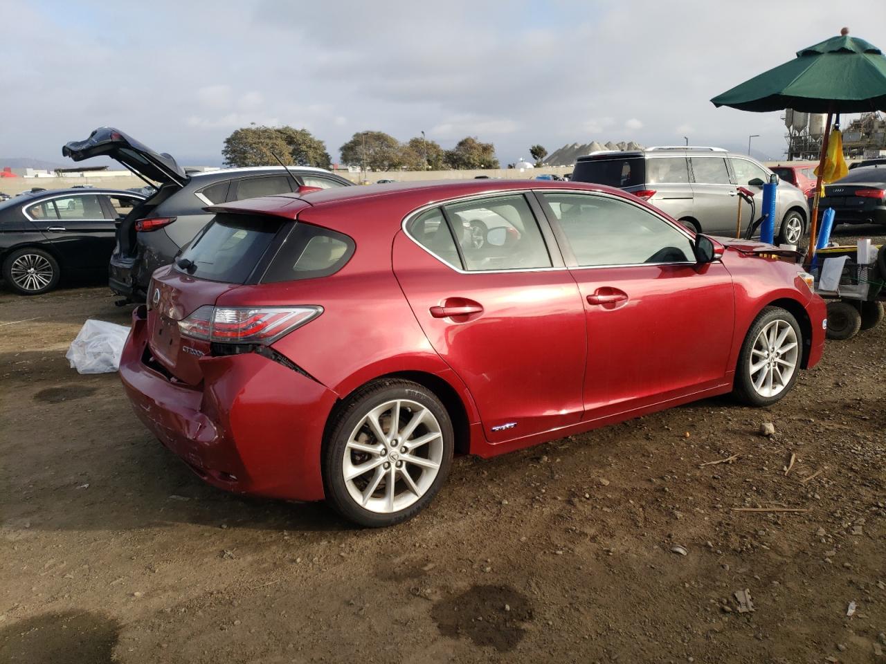 Lot #3050542095 2013 LEXUS CT 200