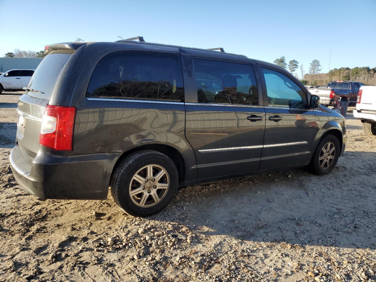 Lot #3034393090 2011 CHRYSLER TOWN & COU