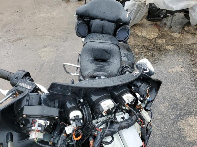 2011 HARLEY-DAVIDSON FLHTK 1HD1KEM11BB646734