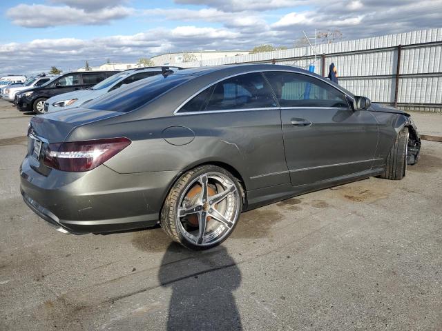 MERCEDES-BENZ E 550 2010 gray  gas WDDKJ7CB7AF004823 photo #4