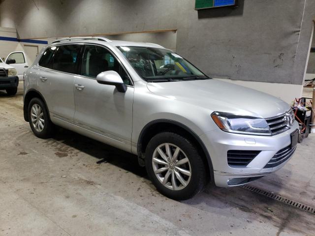 2016 VOLKSWAGEN TOUAREG SP WVGEF9BPXGD008964