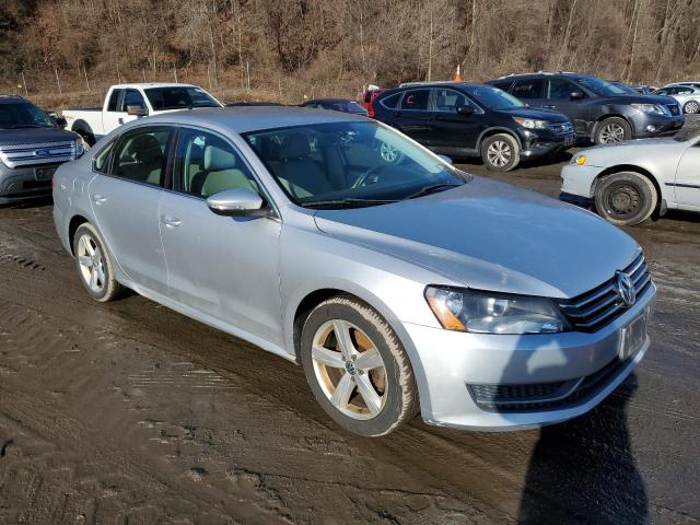 Vin: 1vwbp7a38cc049517, lot: 86011164, volkswagen passat se 20124