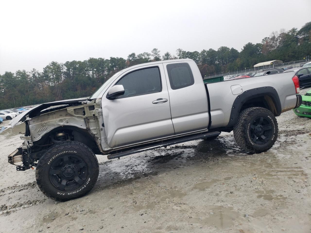  Salvage Toyota Tacoma