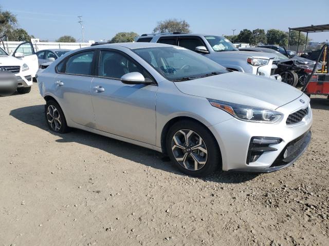 VIN 3KPF24AD9LE184461 2020 KIA FORTE no.4