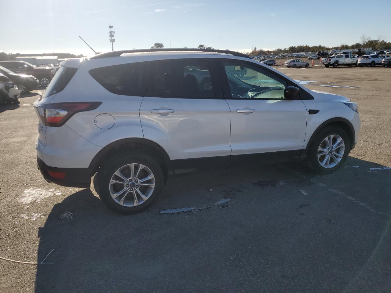 Lot #3034284183 2017 FORD ESCAPE SE