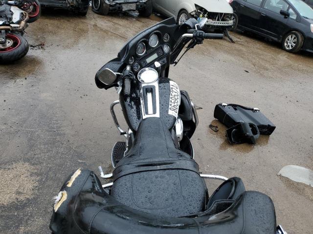 2011 HARLEY-DAVIDSON FLHTK 1HD1KEM11BB646734