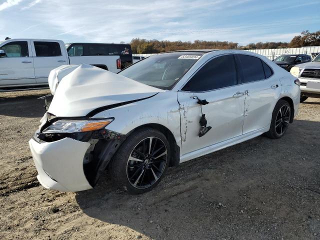 TOYOTA CAMRY XSE 2020 white  gas 4T1K61AK9LU387850 photo #1