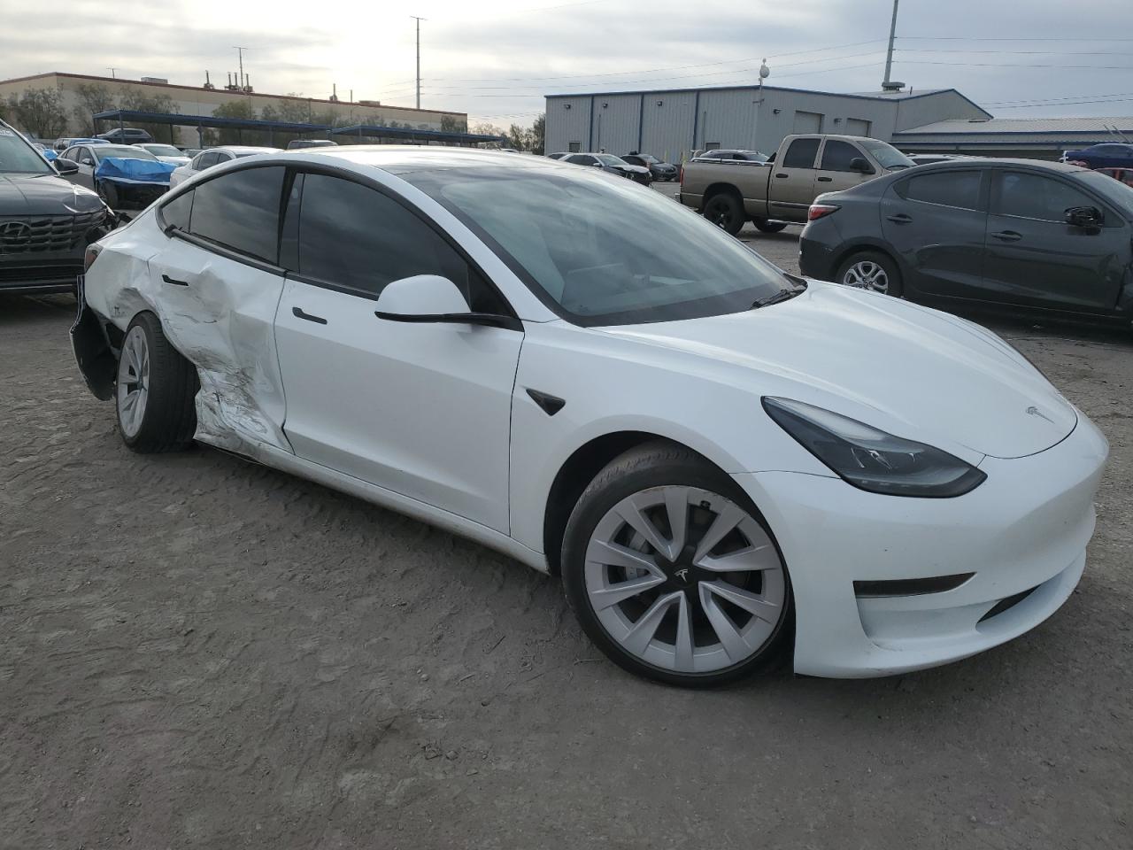 Tesla Model 3 2023