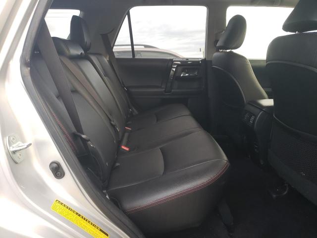 2018 TOYOTA 4RUNNER SR - JTEBU5JR7J5541196