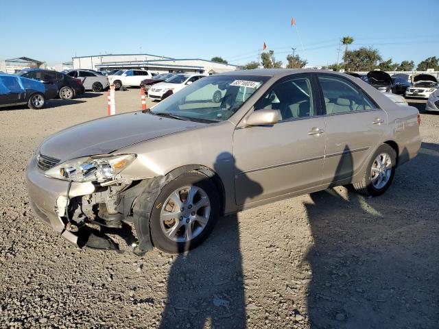 TOYOTA CAMRY LE 2005 gold  gas 4T1BF30K45U097001 photo #1