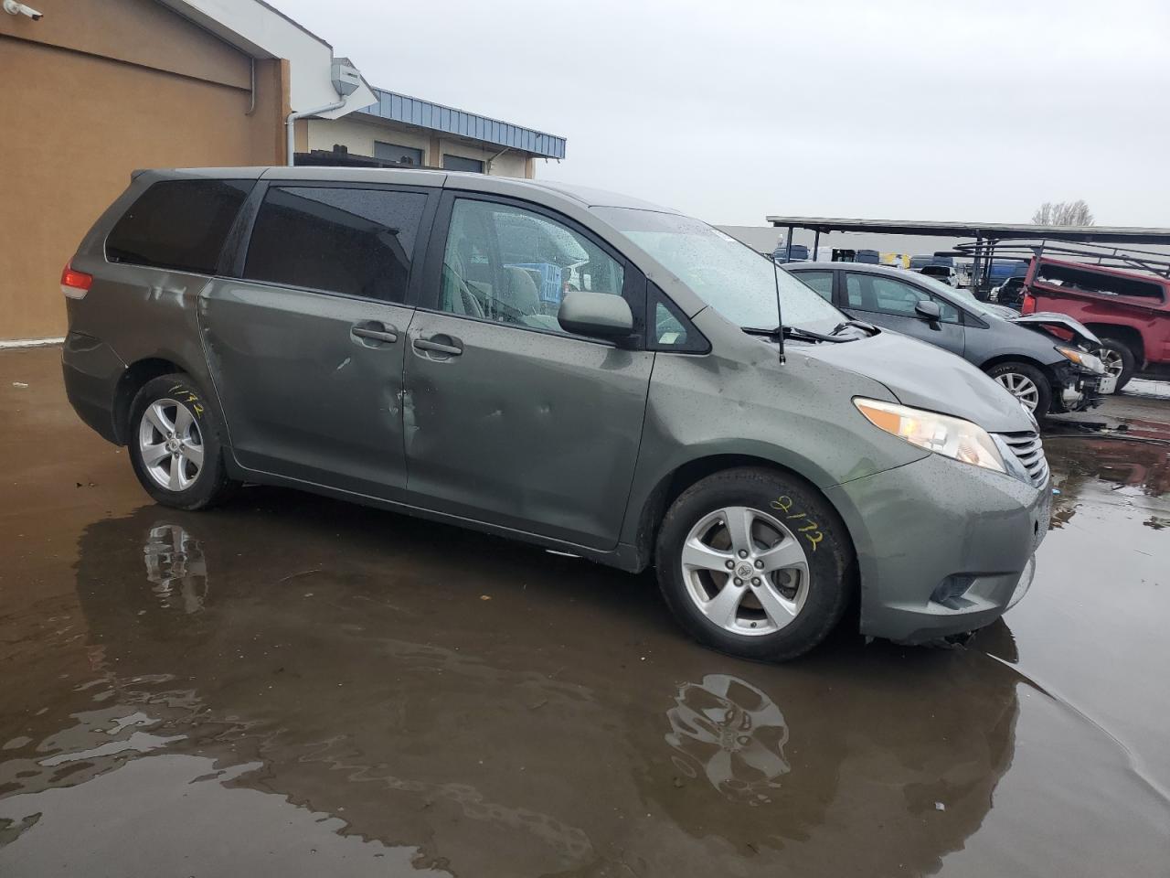 Lot #3052269595 2012 TOYOTA SIENNA BAS