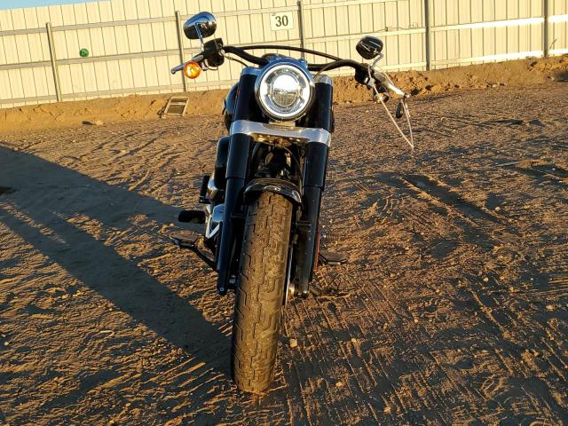2019 HARLEY-DAVIDSON FLSL 1HD1YDJ6XKB020835