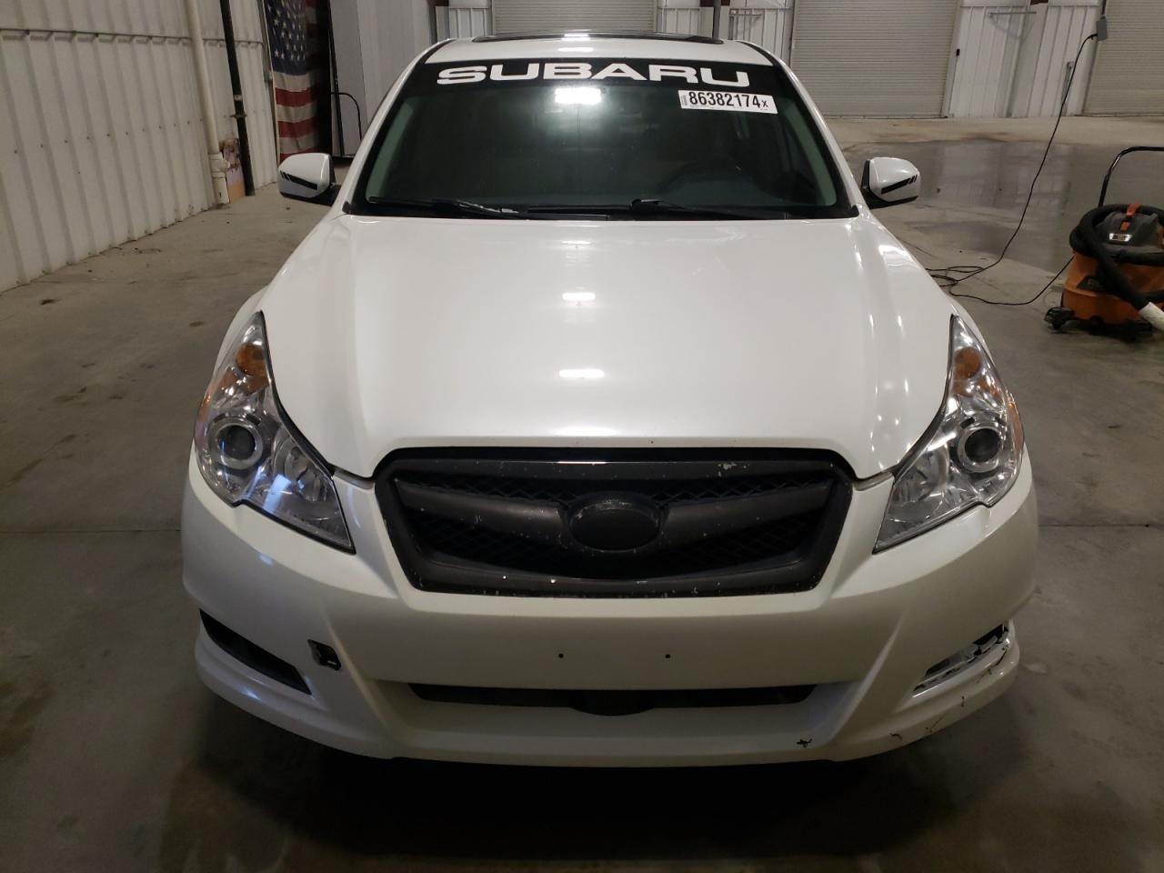 Lot #3034306104 2011 SUBARU LEGACY 3.6