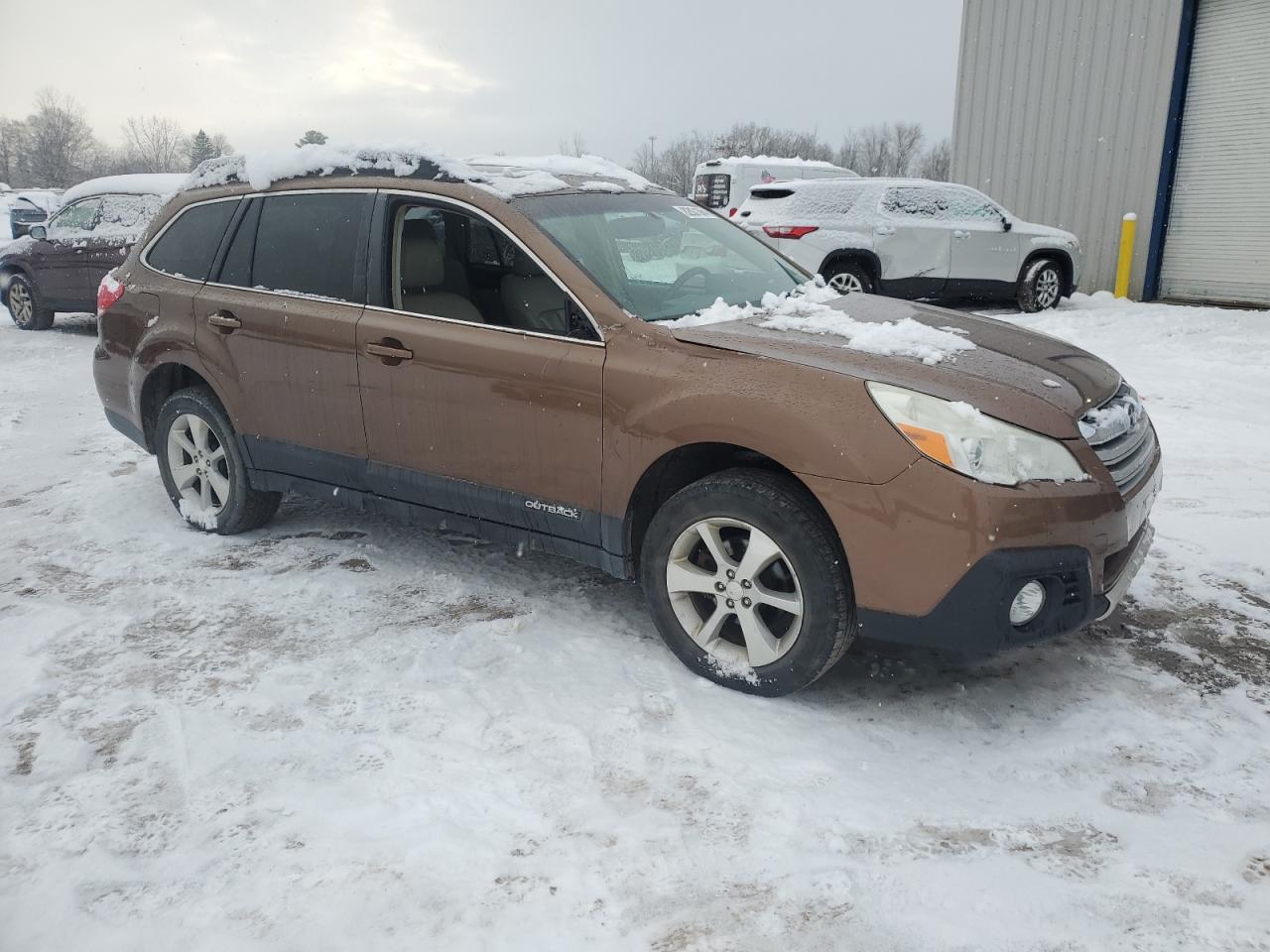 Lot #3030409533 2013 SUBARU OUTBACK 2.