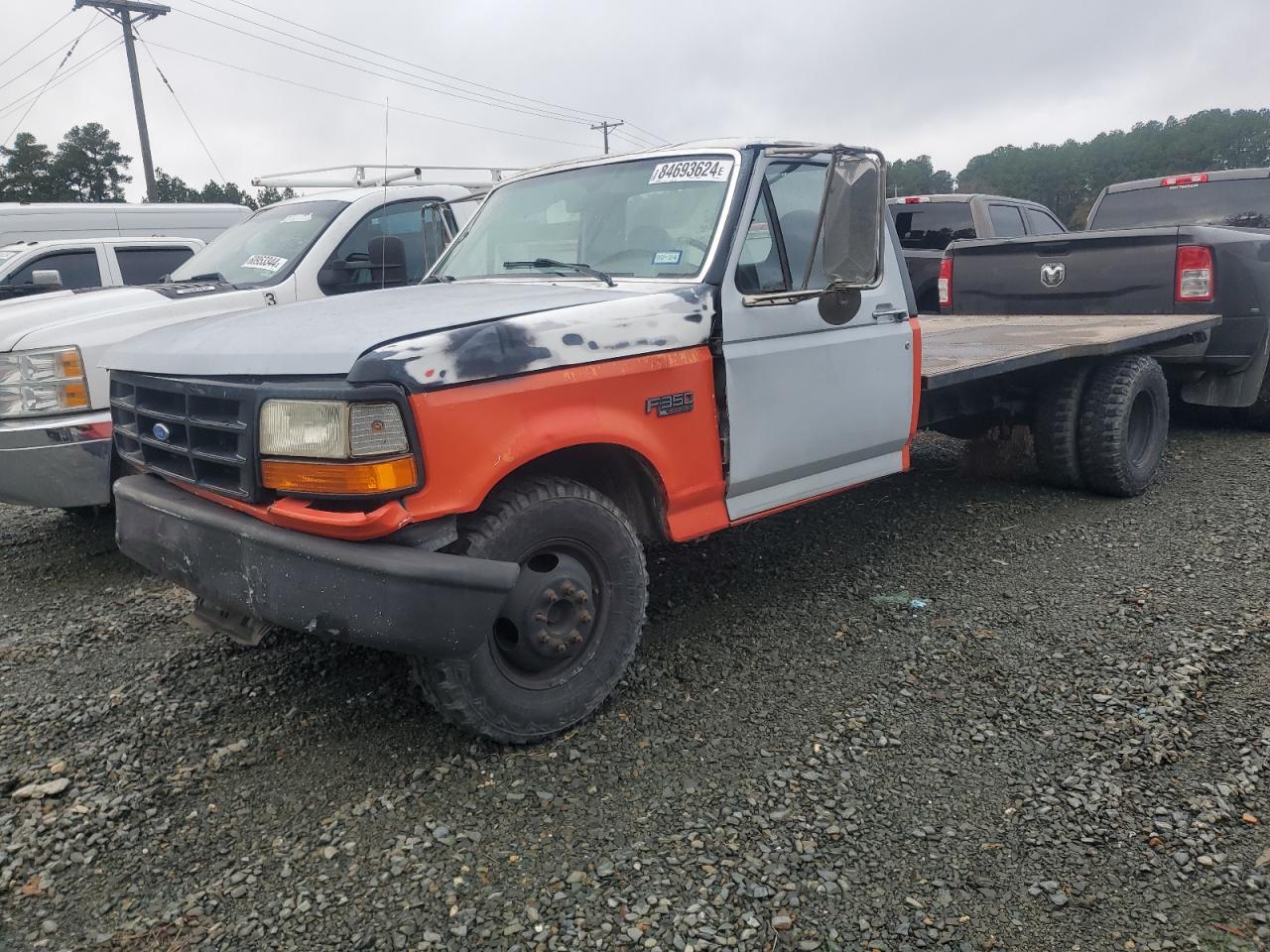 Lot #3033299850 1996 FORD F350