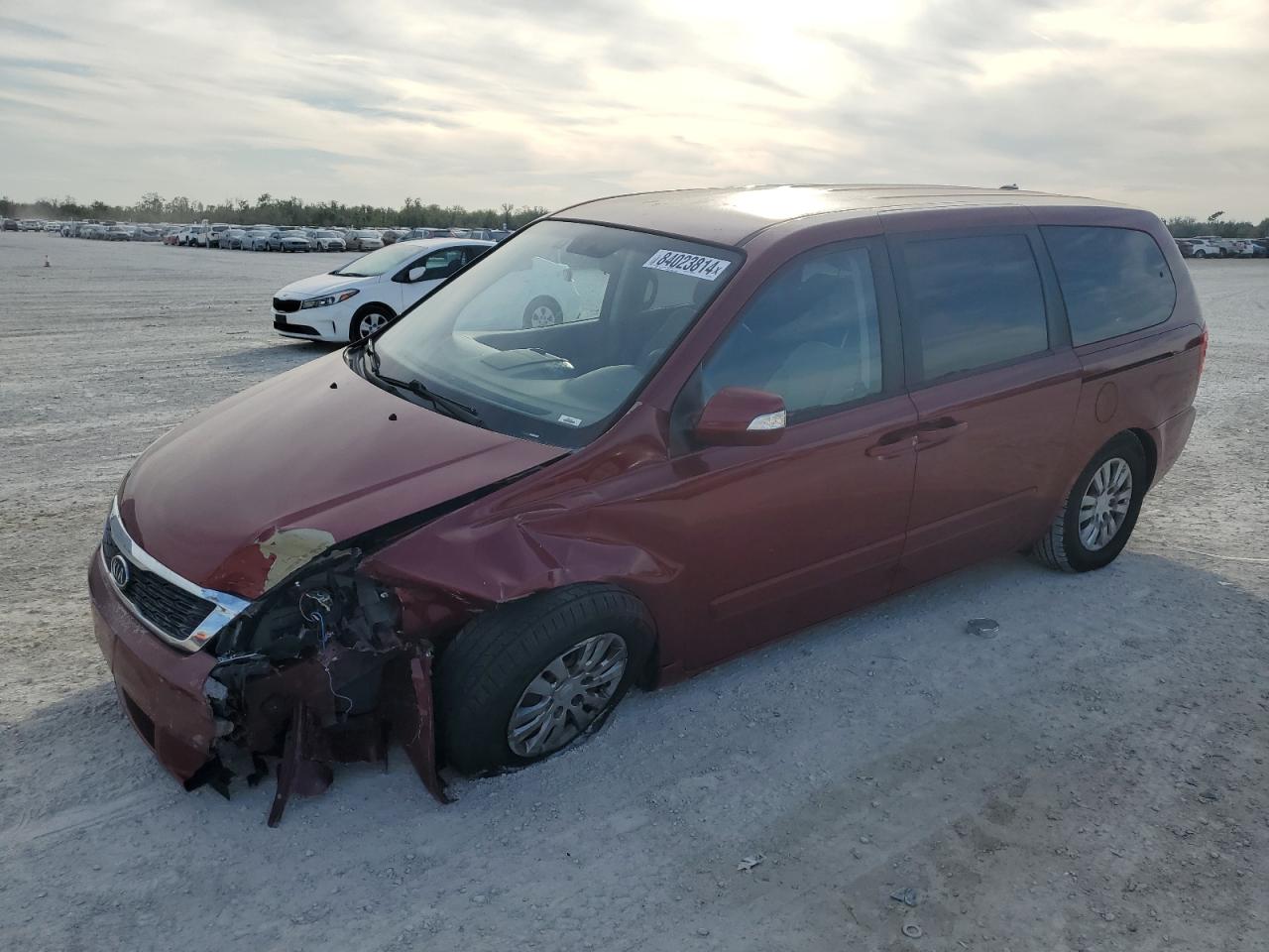  Salvage Kia Sedona