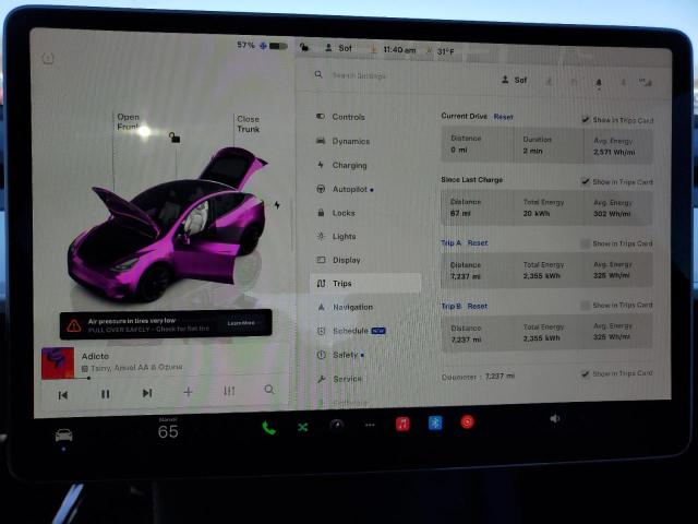 2023 TESLA MODEL Y 7SAYGDEE1PA196293