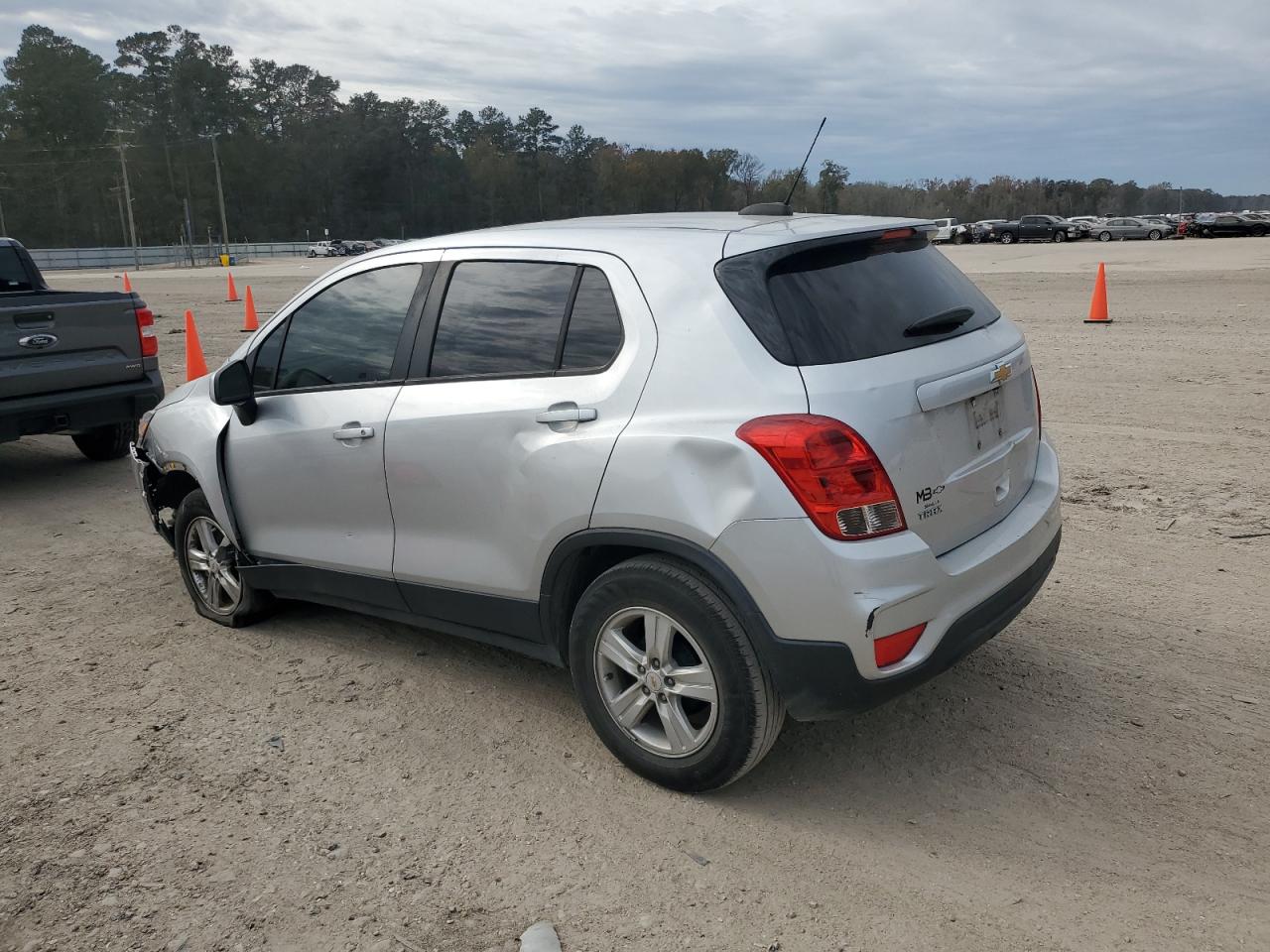 Lot #3033260846 2020 CHEVROLET TRAX LS