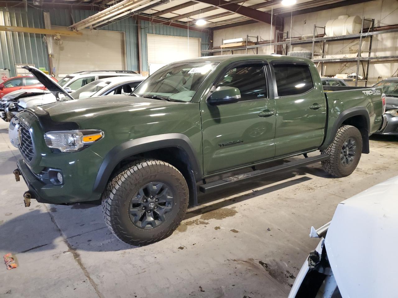  Salvage Toyota Tacoma