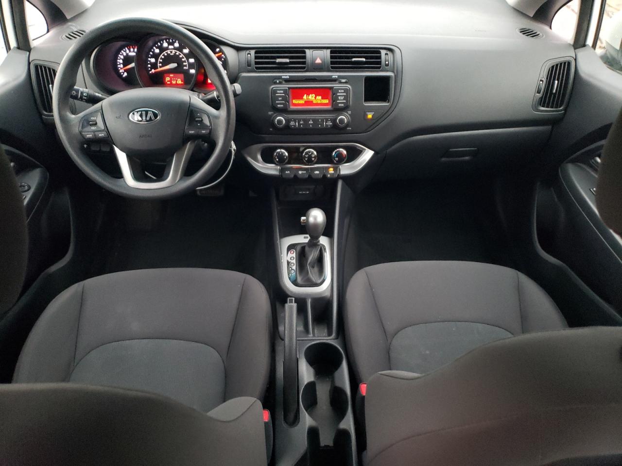 KIA RIO LX