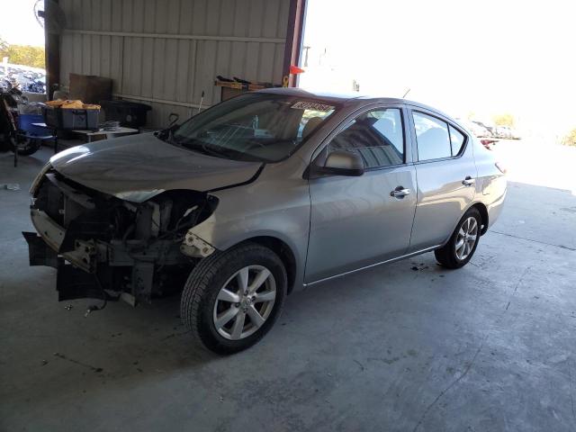 NISSAN VERSA S