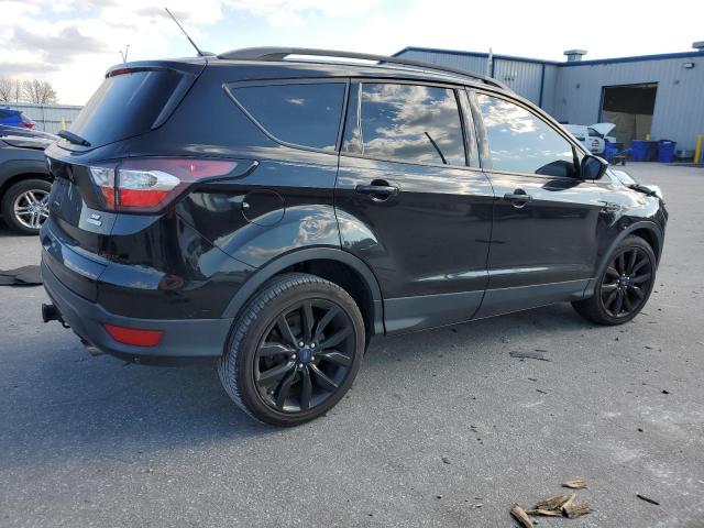 2017 FORD ESCAPE SE - 1FMCU0G90HUC06666