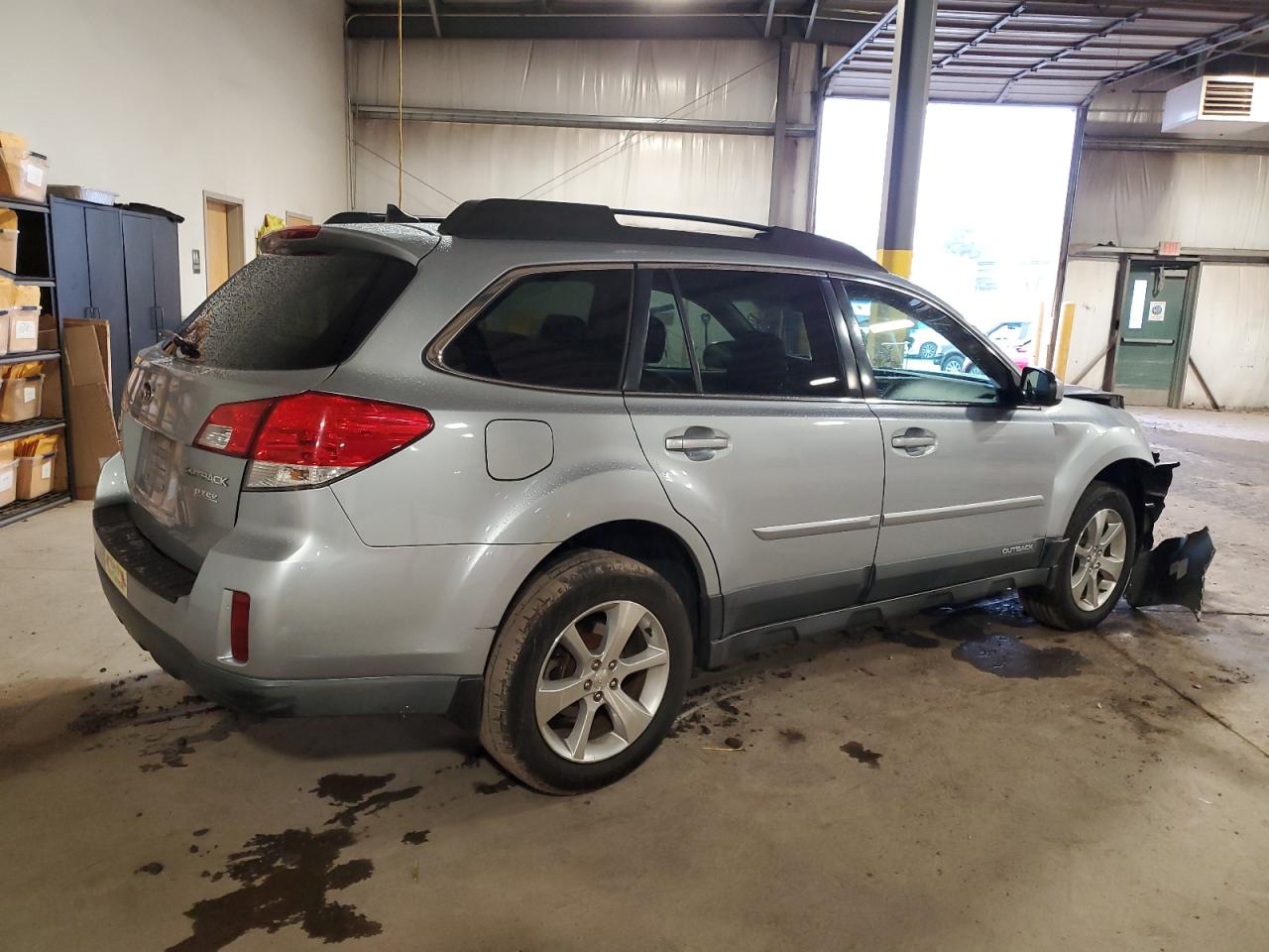 Lot #3030756164 2013 SUBARU OUTBACK 2.