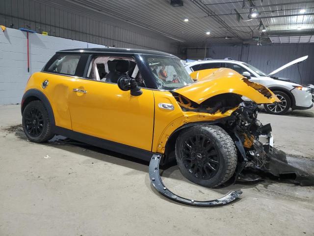 2015 MINI COOPER S WMWXP7C5XF2A59189