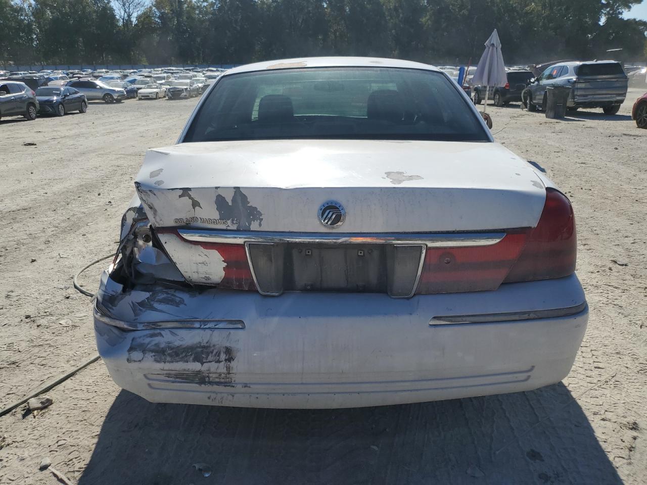 Lot #3023782961 2003 MERCURY MARQUIS