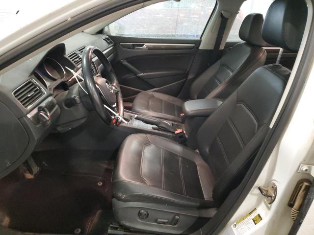2016 VOLKSWAGEN PASSAT SE - 1VWBS7A33GC068142