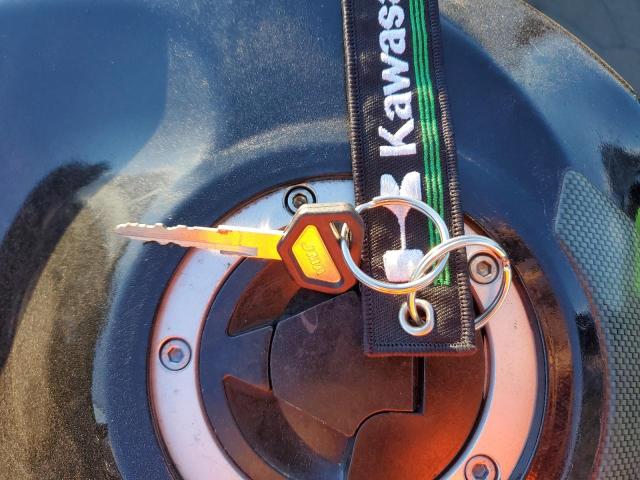 2014 KAWASAKI ZX636 F JKBZXJF18EA003552