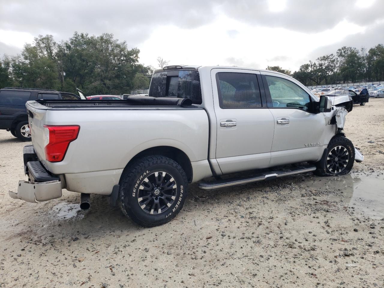 Lot #3048561940 2017 NISSAN TITAN SV