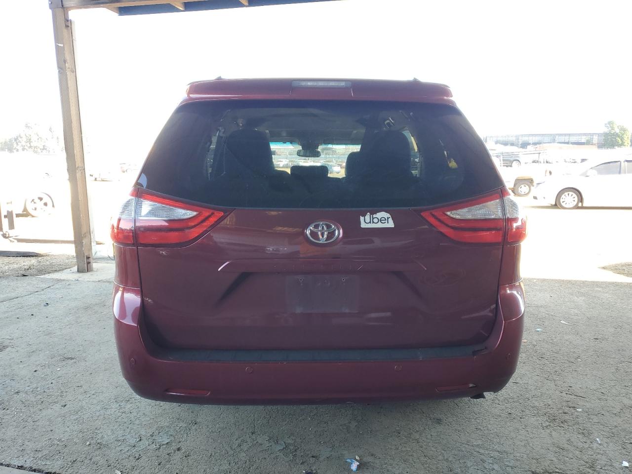 Lot #3029479701 2017 TOYOTA SIENNA XLE