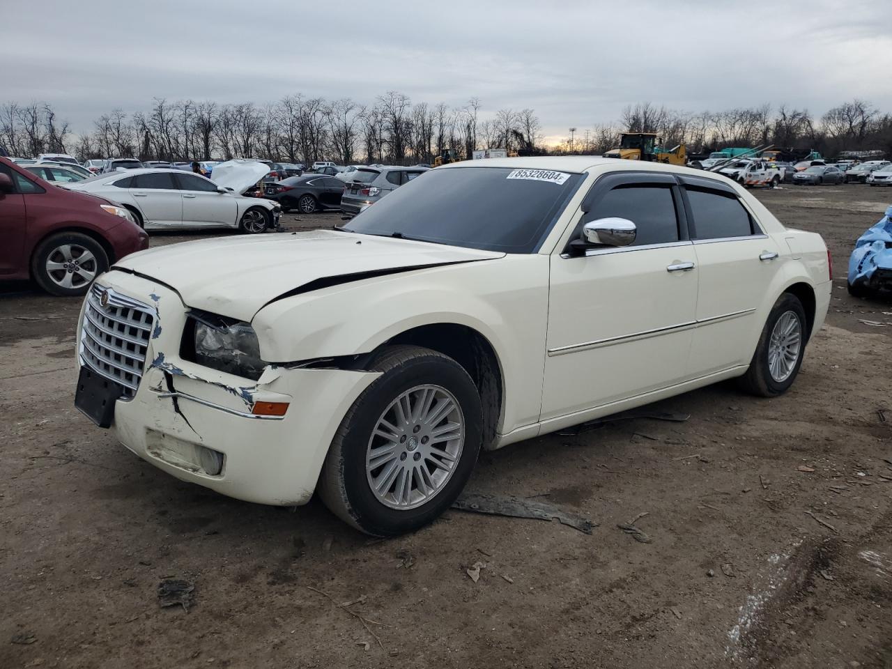 Lot #3034643419 2010 CHRYSLER 300 TOURIN