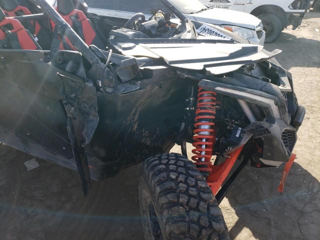 2022 CAN-AM MAVERICK X - 3JBVNAV42NK000027