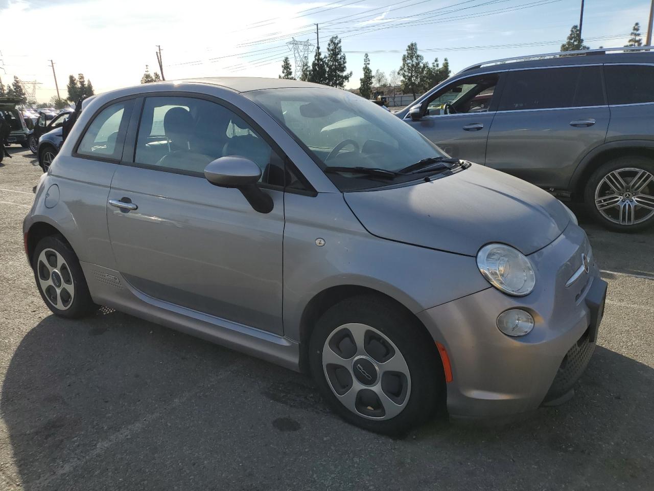 Lot #3034349099 2016 FIAT 500 ELECTR