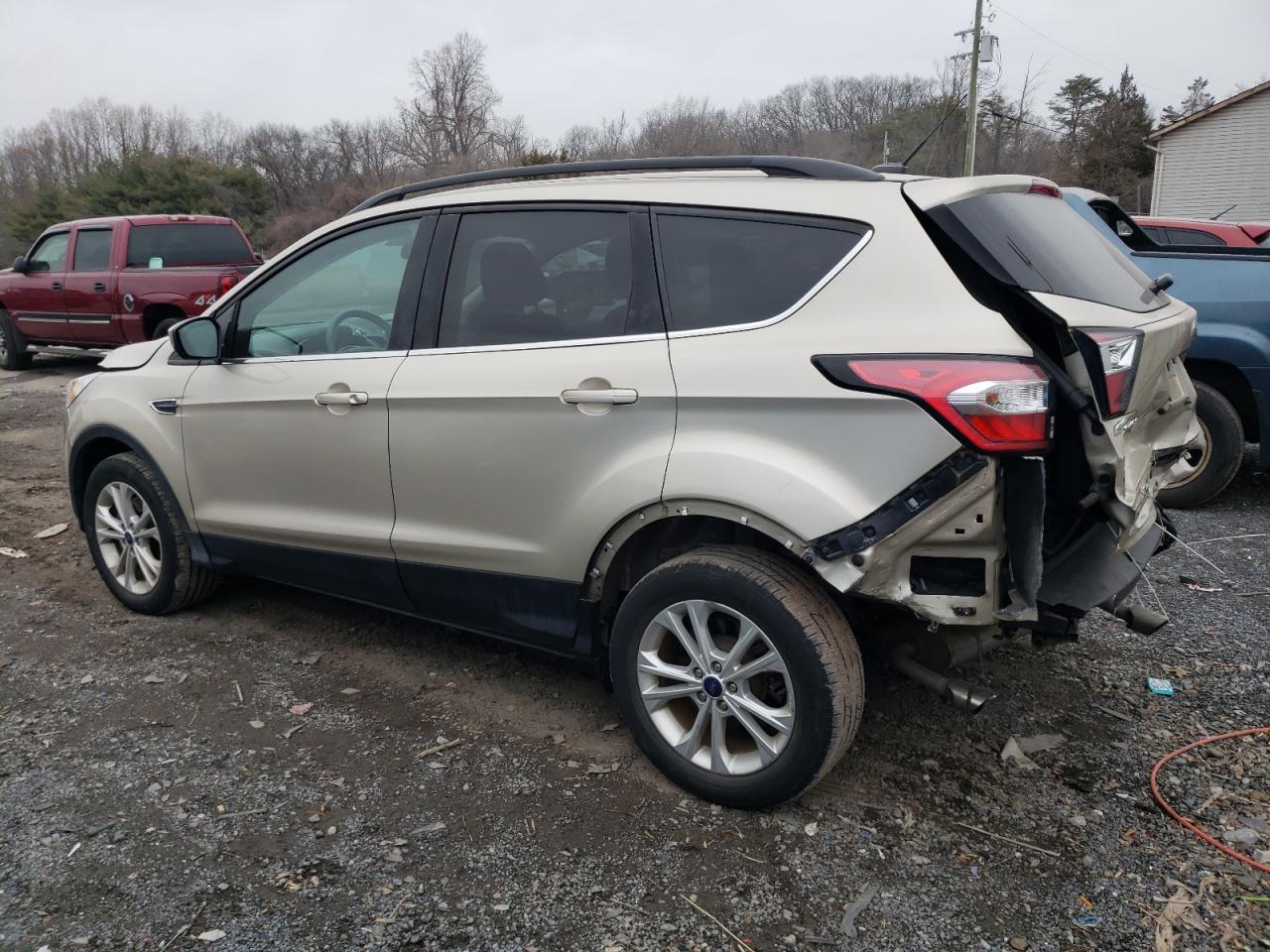 Lot #3045657673 2017 FORD ESCAPE SE