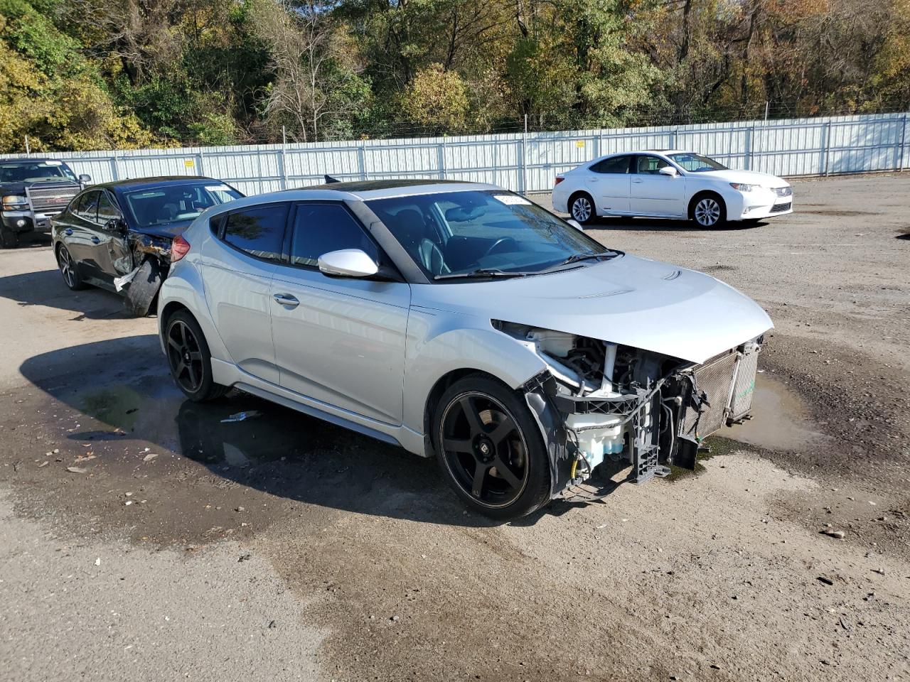 Lot #3028561929 2015 HYUNDAI VELOSTER T