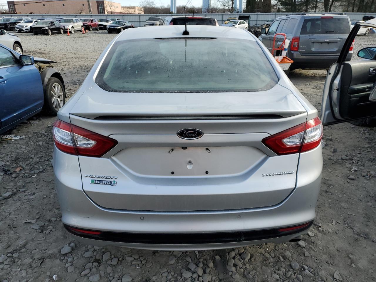 Lot #3028365811 2016 FORD FUSION TIT