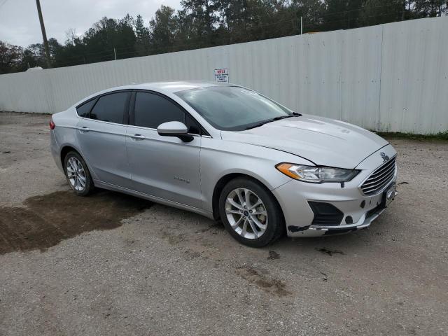 VIN 3FA6P0LU0KR257088 2019 FORD FUSION no.4