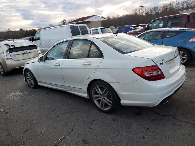 MERCEDES-BENZ C 300 4MAT 2012 white sedan 4d gas WDDGF8BB3CR191994 photo #3