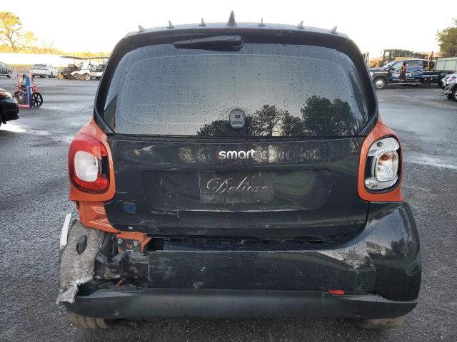 VIN WMEFJ9BA6JK326247 2018 SMART FORTWO no.6