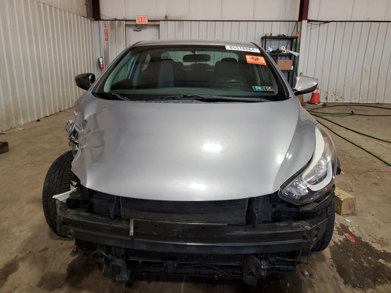 Lot #3033237873 2015 HYUNDAI ELANTRA SE